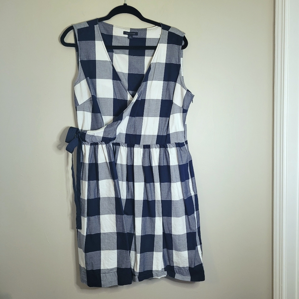 Tommy Hilfiger Navy and White Plaid side tie dress 14